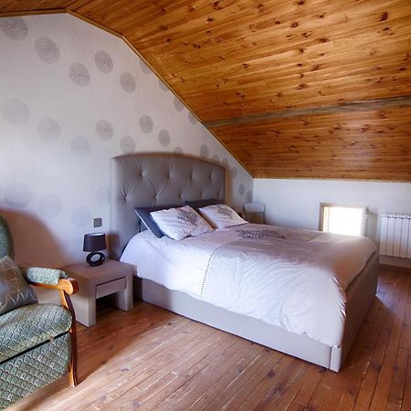 Chambre D'Hotes Au Chant Des Vents Thurageau Bagian luar foto
